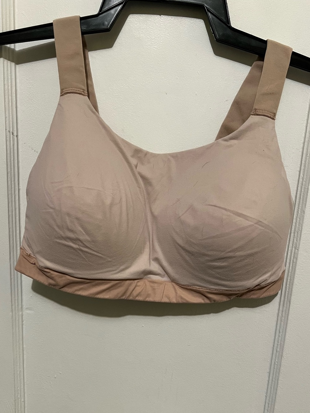 SPANX Nude Seamless Wireless Bra - Blush Tone